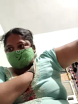 Mmm143 online show from October 29, 2025, 7:48 pm