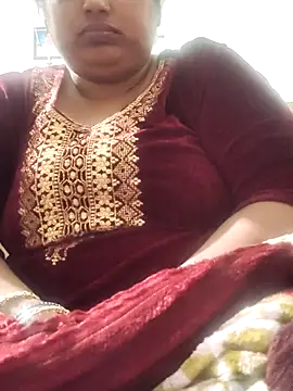 Mmm143 online show from December 21, 2025, 5:09 pm