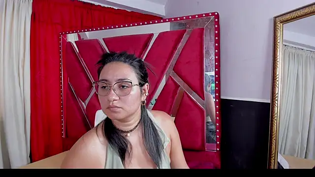 Snapshot of Luna021_1 chatting on September 27, 2025, 7:30 pm Luna021 1 online show from September 27, 2025, 7:30 pm