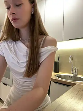 FriendlyFire 18 online show from October 16, 2025, 6:42 pm