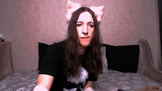 SilverMuse  online show from October 17, 2025, 10:34 pm