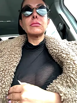 ainaht online show from November 18, 2025, 8:41 am