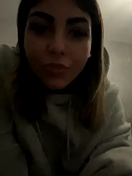 lolaadora online show from October 16, 2025, 11:17 pm