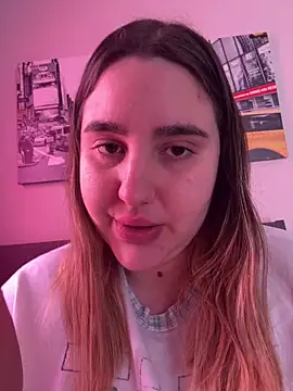 marouska official online show from April 24, 2026, 1:46 pm