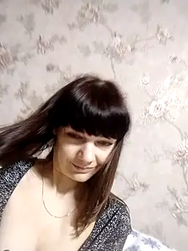 AliceSwan1122 online show from April 17, 2026, 5:16 pm