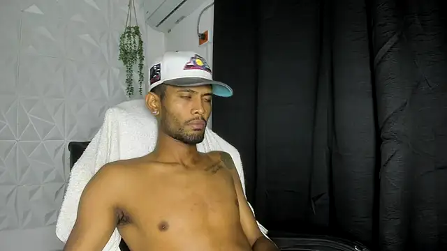 Snapshot of saack__xx chatting on June 9, 2026, 3:18 am saack xx online show from June 9, 2026, 3:18 am
