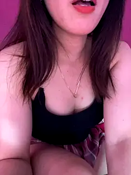 Moon pusy online show from November 10, 2025, 6:12 am