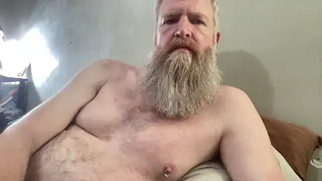 TheCrazyLu79 online show from April 29, 2026, 12:37 am