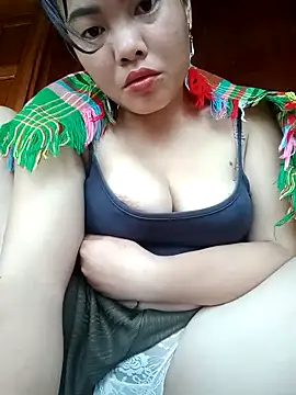 emilyzz online show from October 3, 2025, 3:36 am