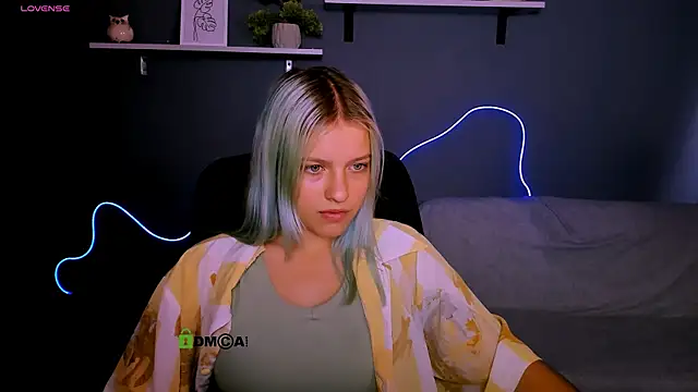 Snapshot of kaela_spell_ chatting on September 24, 2025, 1:03 pm kaela spell  online show from September 24, 2025, 1:03 pm