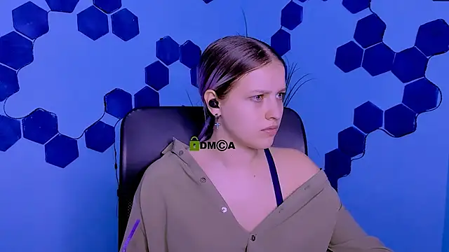 kaela spell  online show from March 26, 2026, 9:59 am