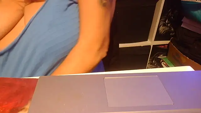 Milf Lady Frankfurt online show from October 3, 2025, 8:28 pm