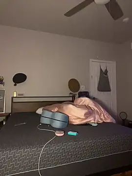 Snapshot of Texxaspearl chatting on October 6, 2025, 9:18 am Texxaspearl online show from October 6, 2025, 9:18 am