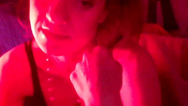 Snapshot of Texxaspearl chatting on February 5, 2026, 10:53 am Texxaspearl online show from February 5, 2026, 10:53 am