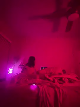 Snapshot of Texxaspearl chatting on February 14, 2026, 10:23 am Texxaspearl online show from February 14, 2026, 10:23 am