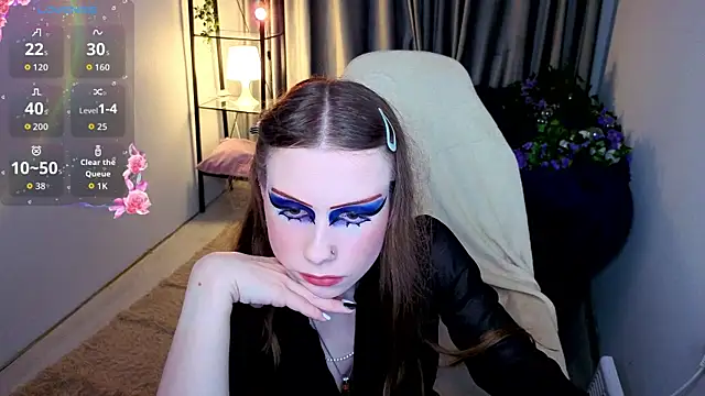 KarenSmitht online show from December 20, 2025, 3:41 pm