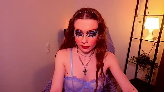 KarenSmitht online show from April 3, 2026, 4:49 pm