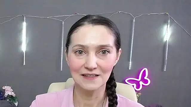 TayaFinch online show from March 8, 2026, 1:15 pm