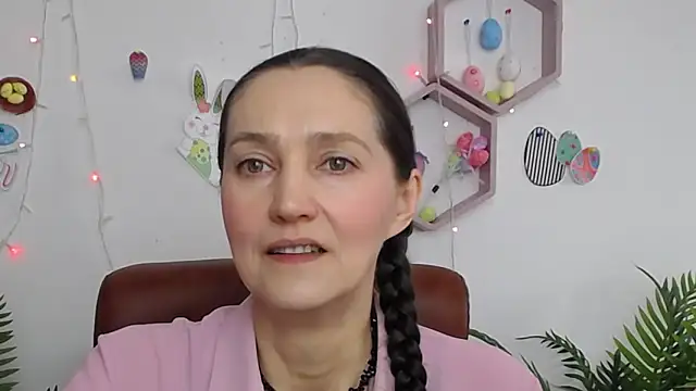 TayaFinch online show from April 3, 2026, 12:14 pm