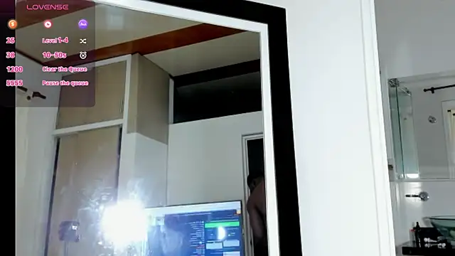 ArexBlakk online show from November 14, 2025, 8:51 pm