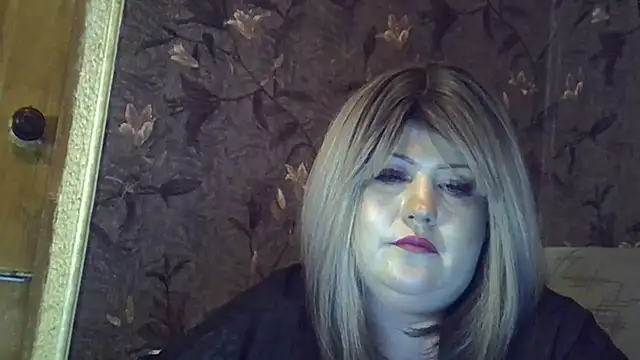 YuliiaSan online show from April 30, 2026, 7:42 pm