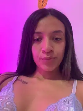 MiQeilaSweet online show from September 18, 2025, 11:29 pm