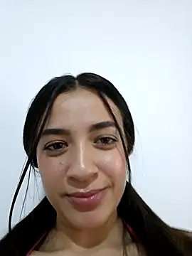 MiQeilaSweet online show from December 16, 2025, 2:05 am