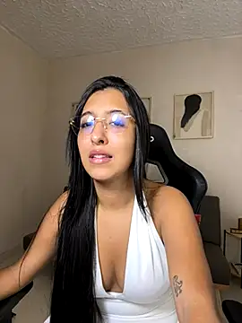 Snapshot of Valerygomez02 chatting on October 28, 2025, 7:16 pm Valerygomez02 online show from October 28, 2025, 7:16 pm