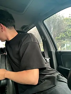 mattebret11 online show from September 29, 2025, 5:18 pm