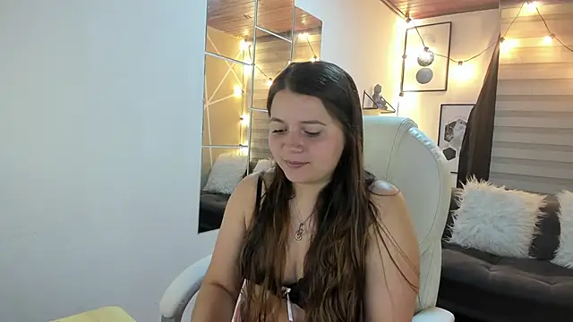 sophiee09  online show from October 20, 2025, 1:11 pm