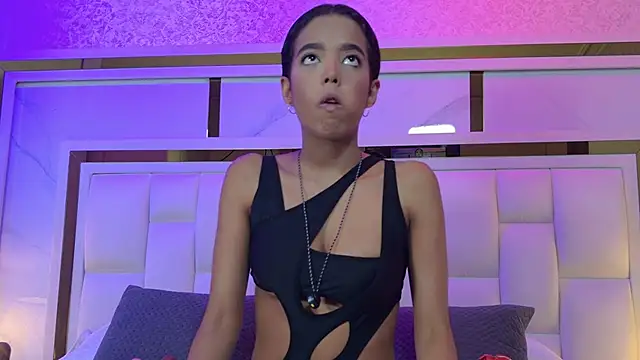 paulina cano online show from November 21, 2025, 7:12 pm