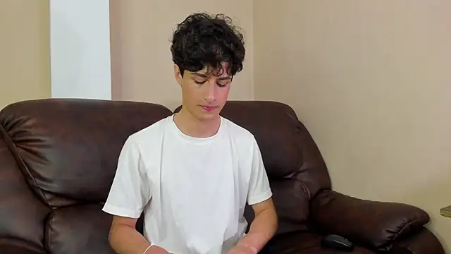 Xam Collen online show from November 27, 2025, 3:25 pm