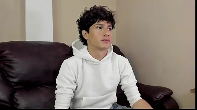 Xam Collen online show from November 29, 2025, 4:21 pm