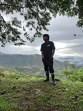 Snapshot of sky-wolves chatting on October 12, 2025, 9:36 pm sky-wolves online show from October 12, 2025, 9:36 pm