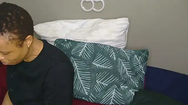 Serafynn online show from October 4, 2025, 12:41 am