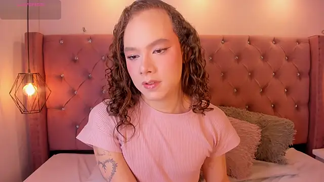 bycandy  online show from March 1, 2026, 1:24 pm