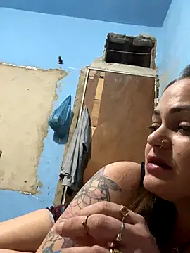 Snapshot of priscila_luv chatting on October 7, 2025, 9:12 pm priscila luv online show from October 7, 2025, 9:12 pm