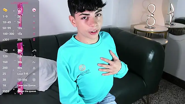 Snapshot of Peter_chase chatting on February 6, 2026, 6:55 pm Peter chase online show from February 6, 2026, 6:55 pm