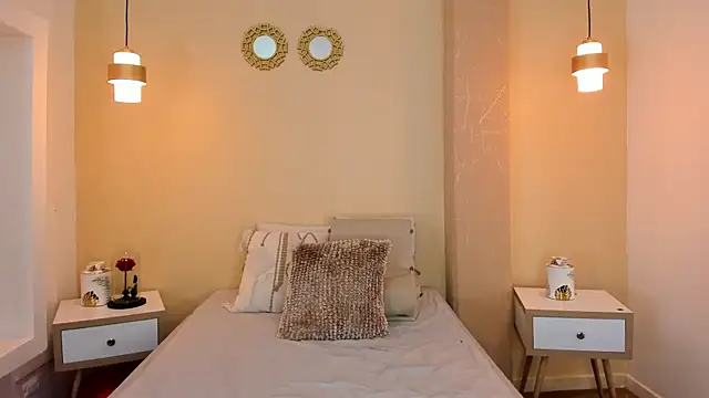 SofiaFontaiine online show from November 2, 2025, 9:17 pm