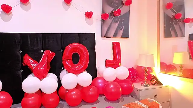 Angel-dragun online show from February 15, 2026, 3:36 am