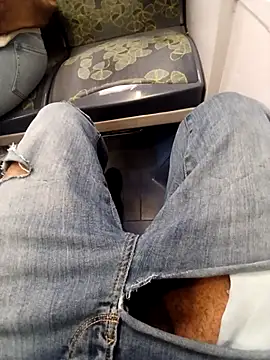 Mikaaa97 online show from April 14, 2026, 2:56 pm