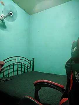 Snapshot of Alyxa_Star chatting on March 3, 2026, 7:47 am Alyxa Star online show from March 3, 2026, 7:47 am