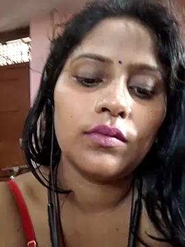 Jasmine Januja online show from May 15, 2026, 11:56 pm