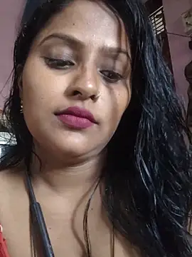 Jasmine Januja online show from May 30, 2026, 2:19 am