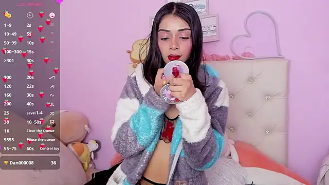 Yuni kim online show from October 7, 2025, 3:09 pm