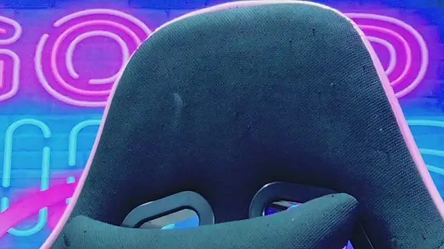 Snapshot of CoraVex chatting on February 5, 2026, 5:01 am CoraVex online show from February 5, 2026, 5:01 am