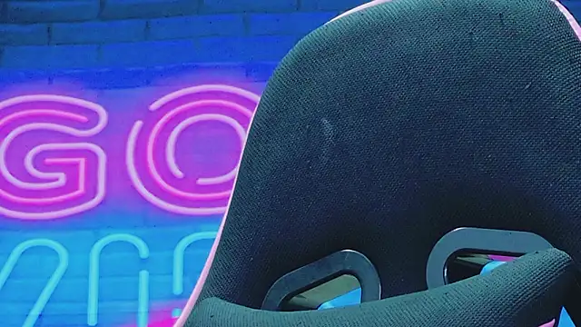 Snapshot of CoraVex chatting on February 7, 2026, 5:11 am CoraVex online show from February 7, 2026, 5:11 am