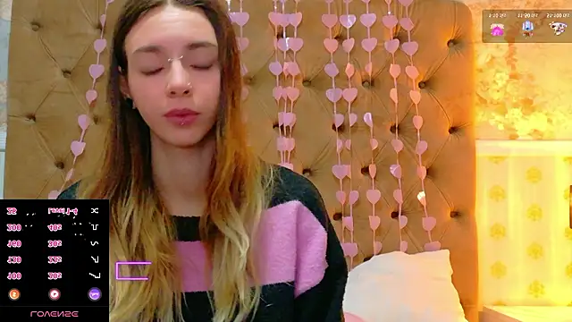 Snapshot of CoraVex chatting on February 14, 2026, 5:15 am CoraVex online show from February 14, 2026, 5:15 am