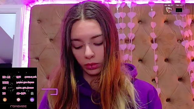 Snapshot of CoraVex chatting on February 20, 2026, 4:53 am CoraVex online show from February 20, 2026, 4:53 am