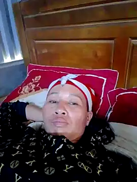 donna-bae online show from October 10, 2025, 6:45 am